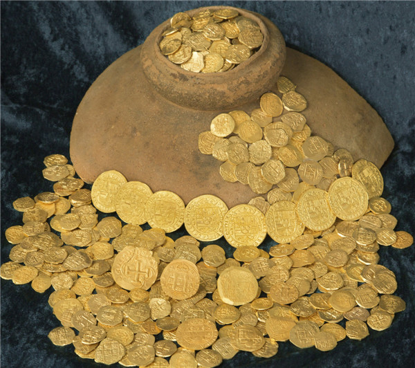 Florida treasure hunters find $4.5 mln in rare Spanish coins