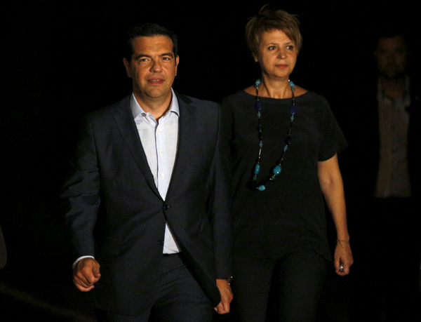 Tsipras formally resigns, requesting snap general elections