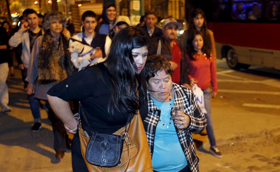 Evacuation after earthquake hits Chile coast