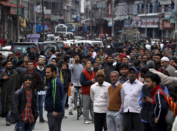 7.5-magnitude quake shakes Afghanistan, Pakistan and India