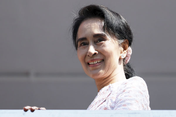 Myanmar's opposition wins right to independently form new government