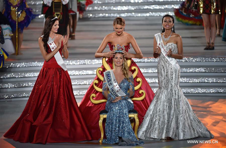 Miss Spain Mireia Lalaguna Royo crowned Miss World 2015