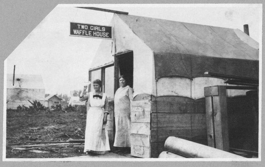 Women in workplace 100 years ago