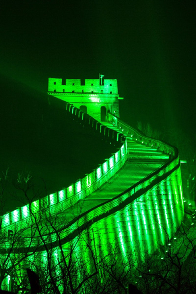 Great Wall in green to celebrate St Patrick's Day[1]- Chinadaily.com.cn