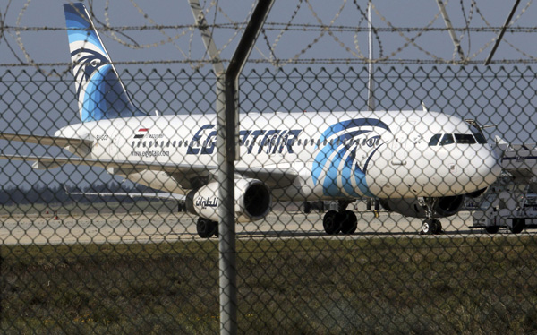 Seven still on board of hijacked EgyptAir plane