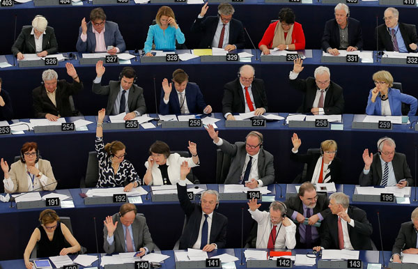 EU lawmakers vote against recognizing China's market economy status