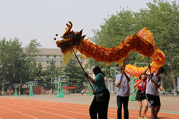 African-American youths see the true China