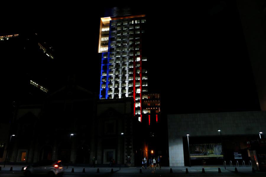 Shoulder to shoulder with France