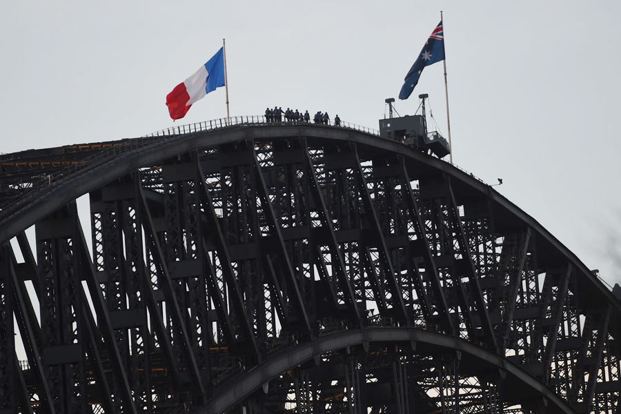 Shoulder to shoulder with France