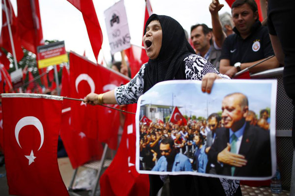 Turkey summons senior German diplomat over Cologne rally