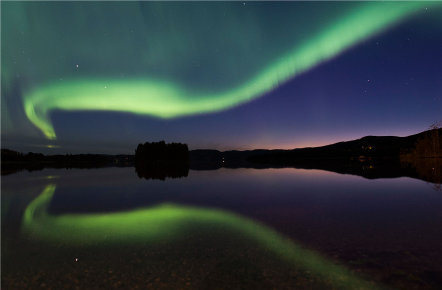 Northern Lights illuminate Sweden's skies