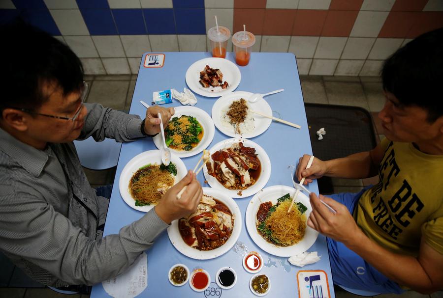 Photos: Eating street in Singapore