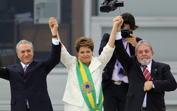 Temer sworn in as president of Brazil, Rousseff vows resistance