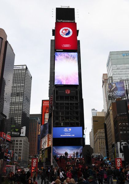 Video of China's Wonders broadcast at NYC's Times Square