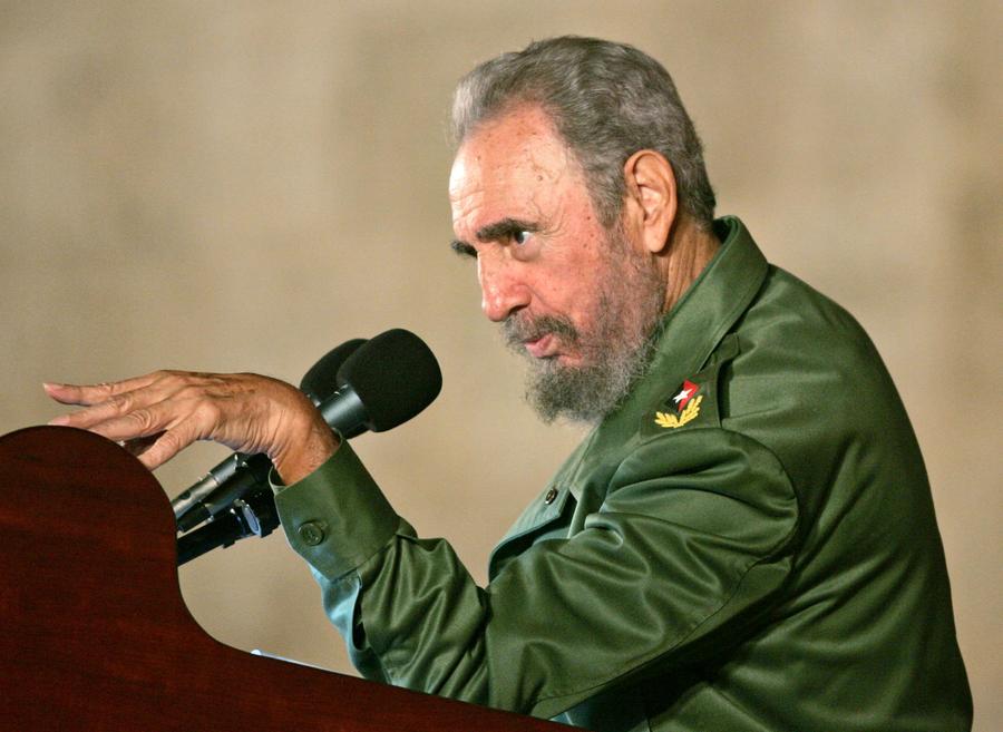Cuban revolutionary leader Fidel Castro dies at 90
