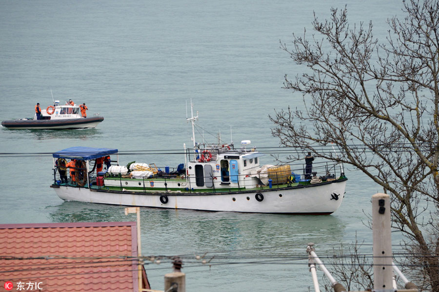 Bodies of Russian plane crash victims found near Sochi