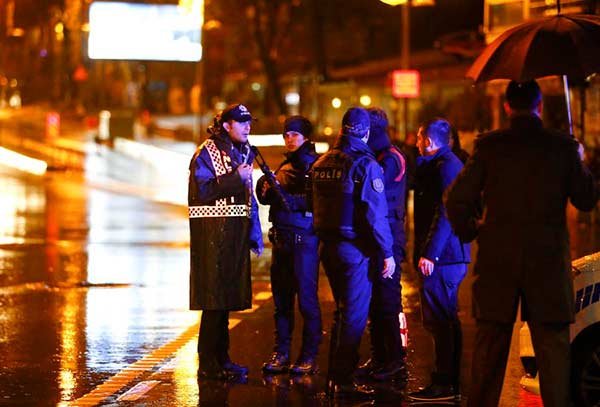 Manhunt underway after 39 killed in Istanbul nightclub gun attack