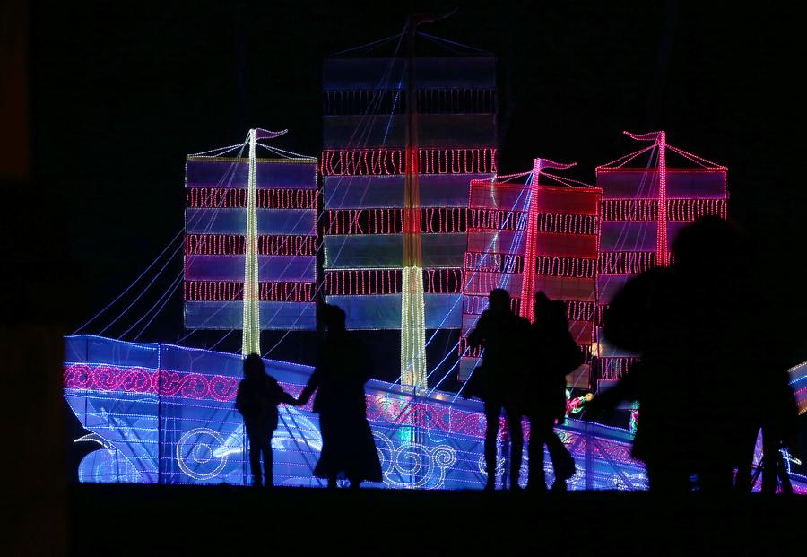 Silk Road lanterns light up British gardens for Lunar New Year