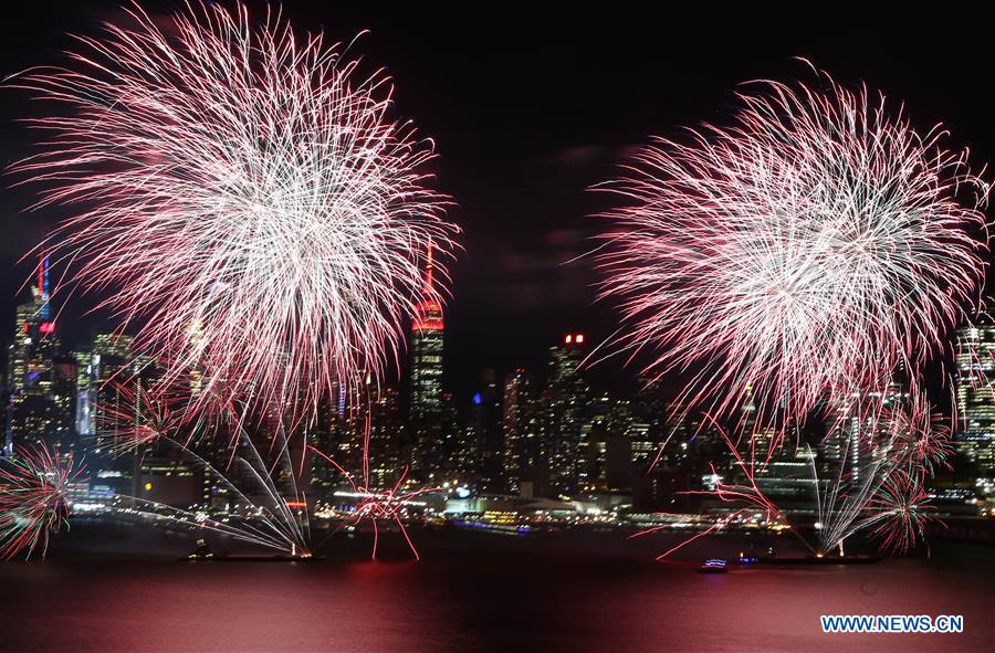 Fireworks light up sky in NYC to celebrate Chinese Lunar New Year