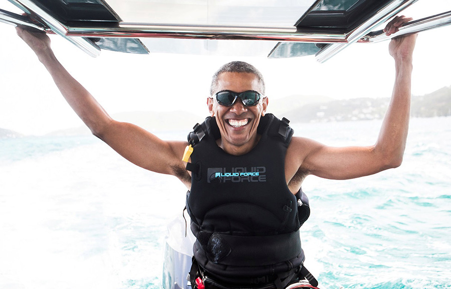 Joyful Obama's post-presidency vacation: sun and kitesurfing