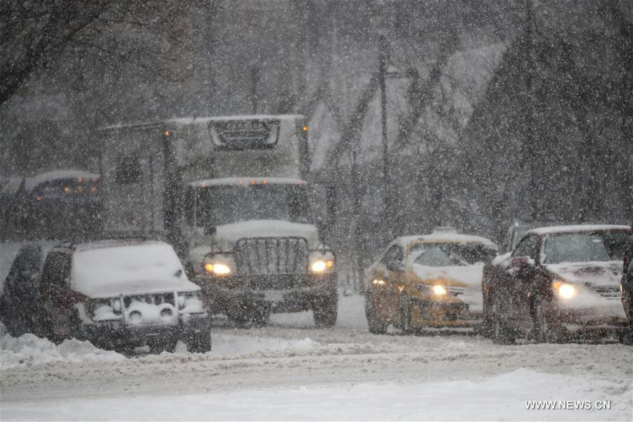 Two die as winter storm wallops northeastern United States