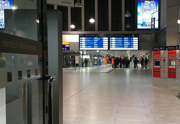 6 injured in German train station axe attack, 2 suspects arrested: police