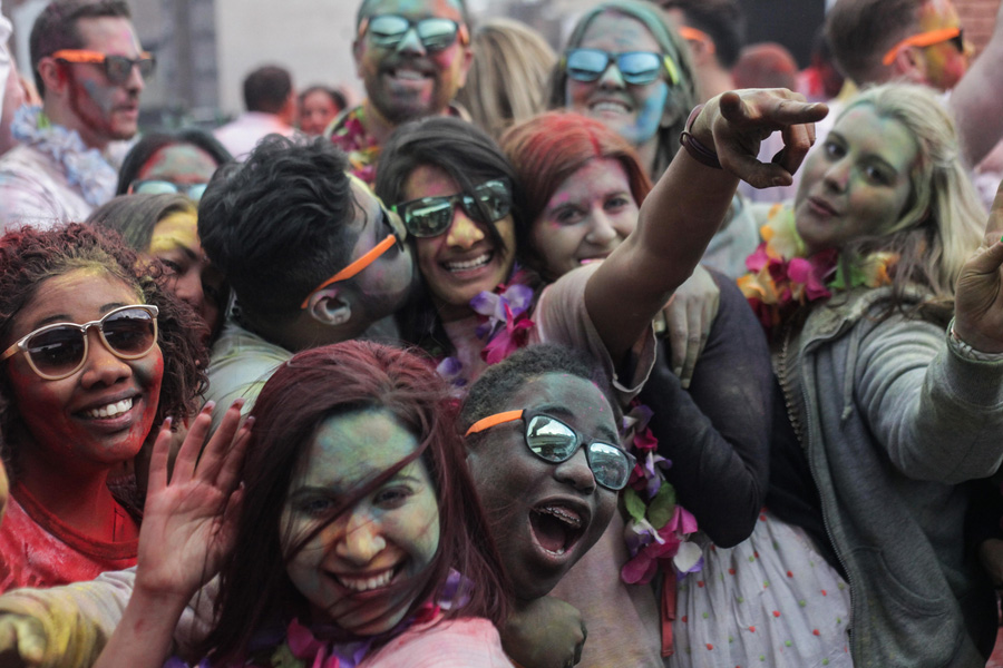 Holi festival adds colour to Big Apple