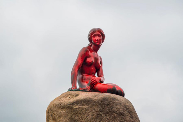 Copenhagen's Little Mermaid statue doused with paint