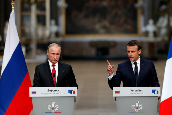 Terrorism, Ukraine and Syria conflicts at heart of Macron, Putin meeting