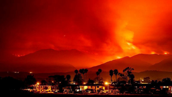 5,000 firefighters battling 14 large wildfires in California