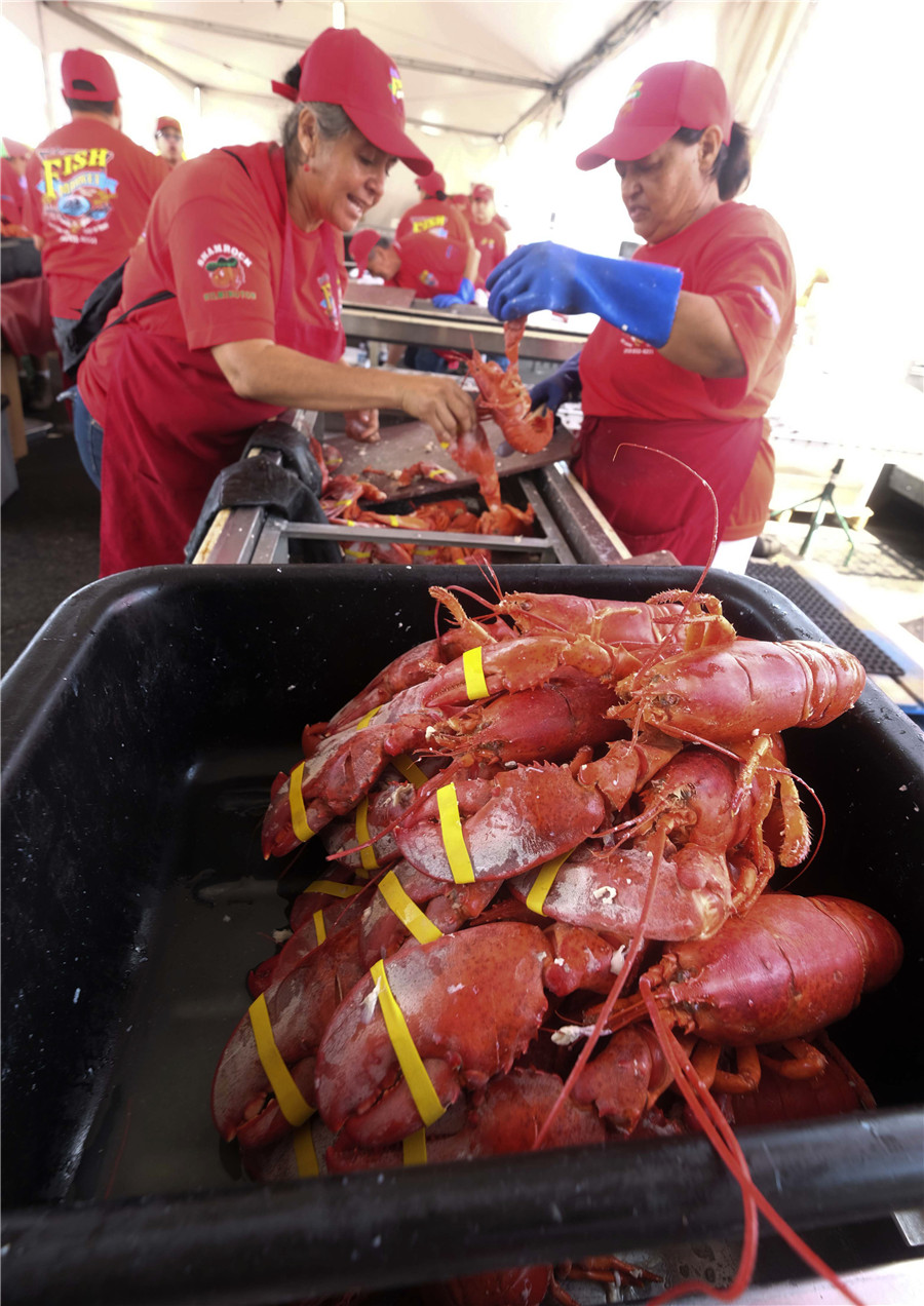 Annual Port of Los Angeles Lobster Festival celebrated in California