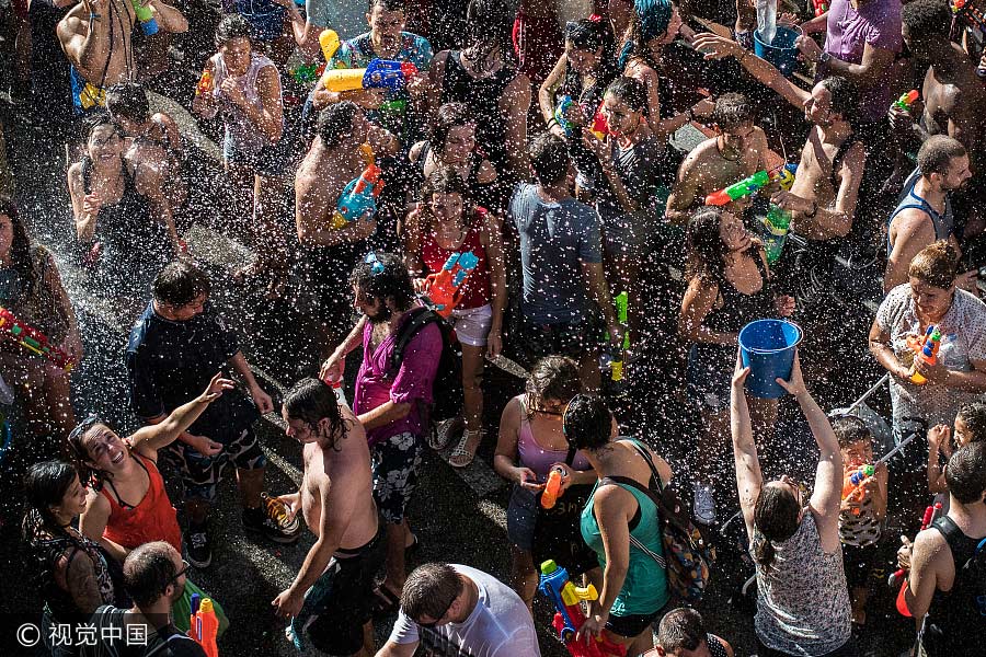 Annual water fight held in Spain's Madrid