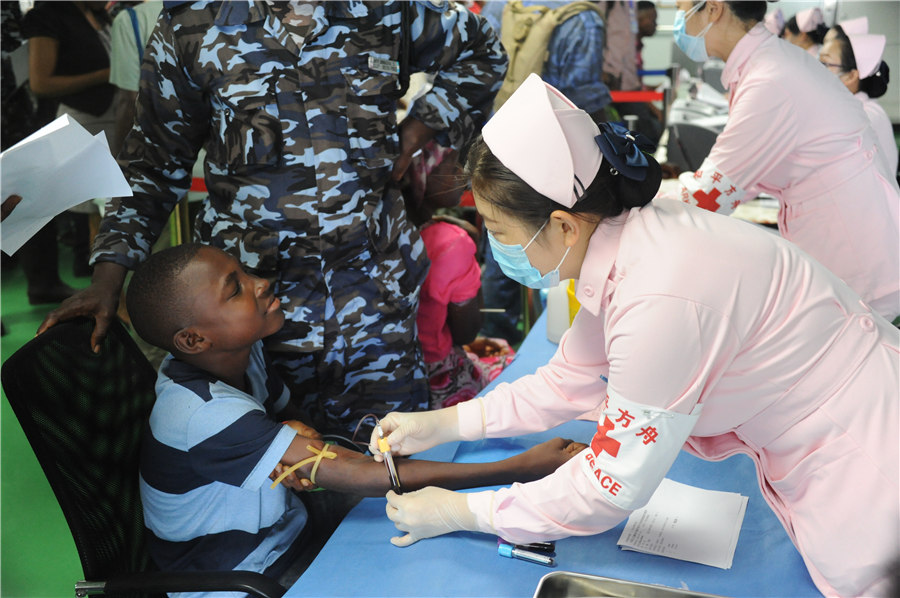 PLA Navy, on humanitarian mission, visits Sierra Leone