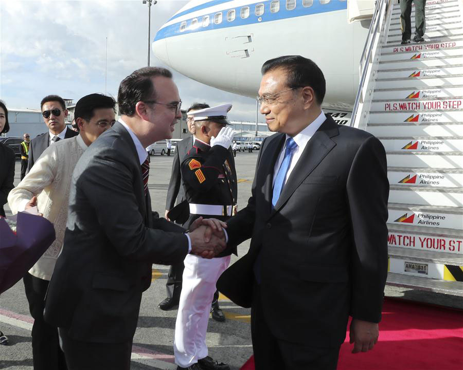 Chinese premier arrives in Philippines for East Asia leaders' meetings