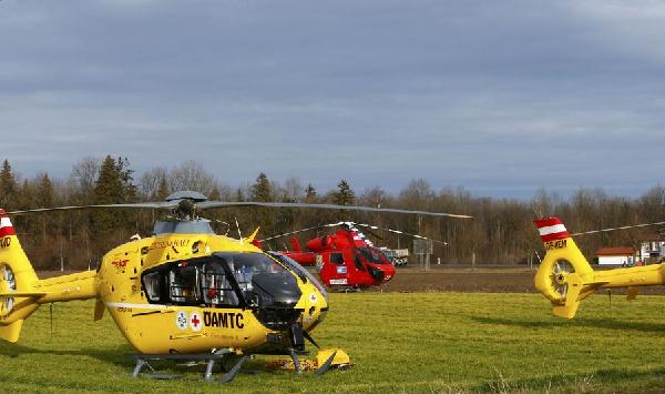 Eight dead, 150 hurt in train crash in Germany: police