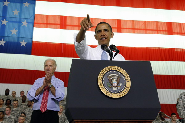 Obama pays tribute to unit in bin Laden raid