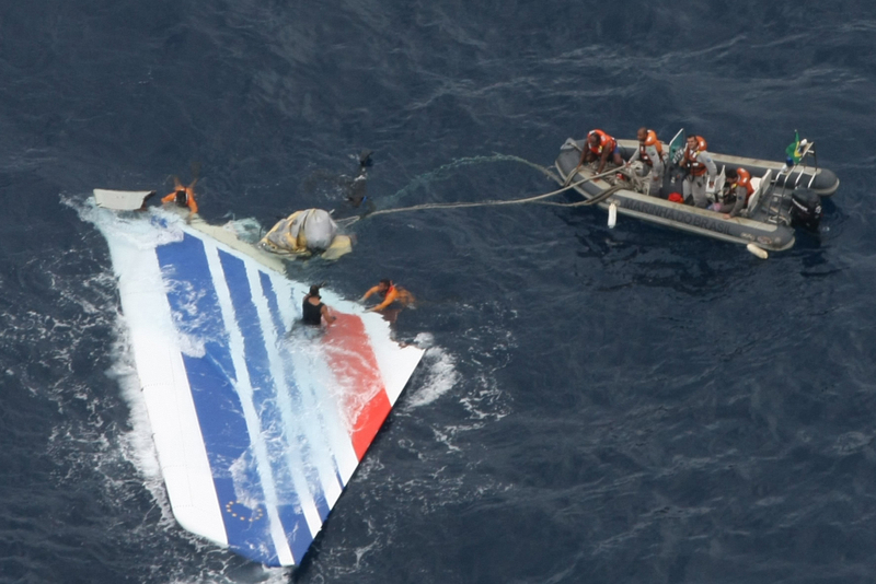 Backgrounder: World's mysterious airplane crashes