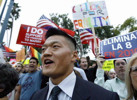 Hundreds march for gay marriage in California