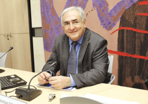 “国际储备货币”提议搅动美元大棋局