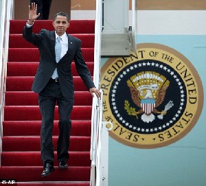 奥巴马赴英白宫倾巢出动 500人随行带救急AB型血
