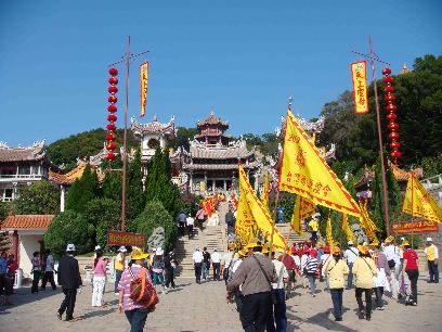 台湾妈祖信众海上直航莆田湄洲岛谒祖进香