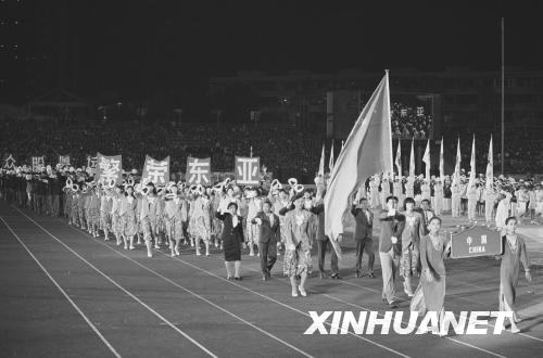 新中国体坛上的第一[组图]