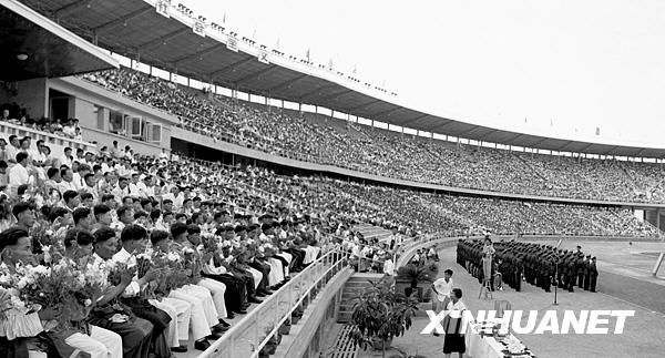 1960年：勇攀世界高峰[组图]