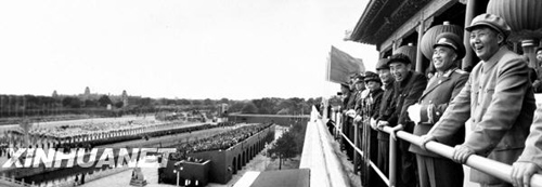 1955年：实行军衔制 换装大阅兵