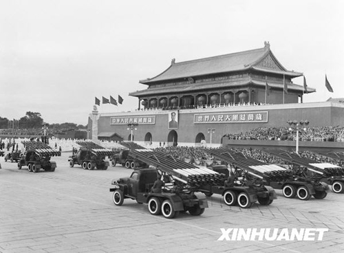 1955年：实行军衔制 换装大阅兵