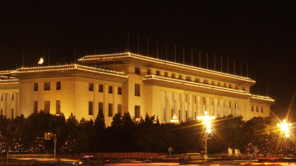 长安街十年来大修竣工 阅兵“主战场”焕然一新