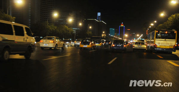 长安街十年来大修竣工 阅兵“主战场”焕然一新