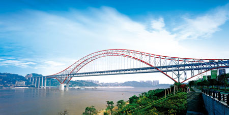世界第一拱桥重庆朝天门长江大桥建成通车<STRONG></STRONG>