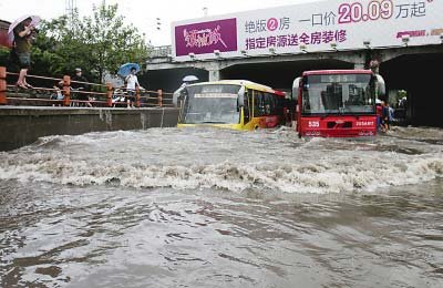 中国22省份遭受洪涝灾害 受灾人口2060万(图)