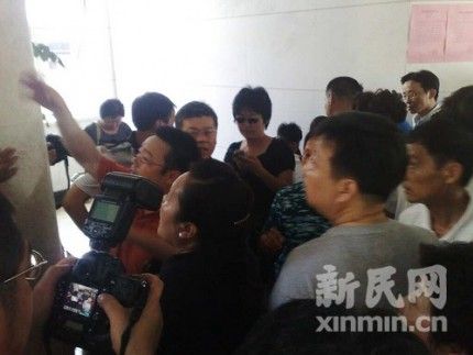 上海塌楼事故理赔方案公布 业主可退钱或换房